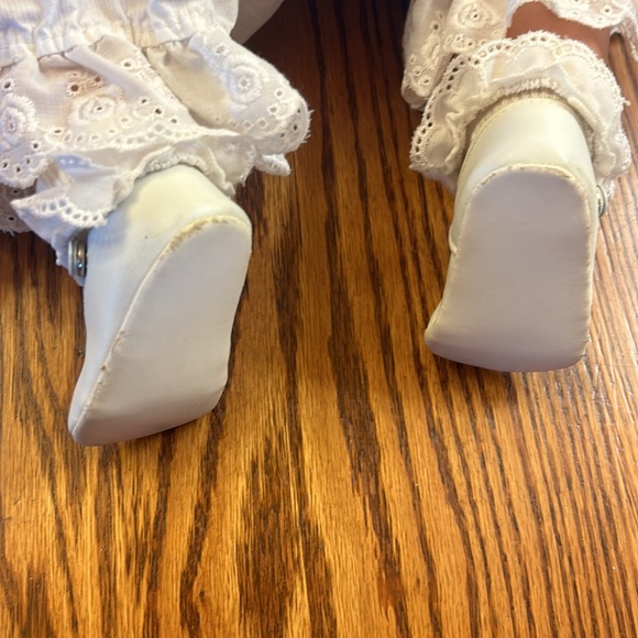 Lee Middleton Doll signed by Reva Schick #995 w/ original clothes I Love Violets - Picture 11 of 16